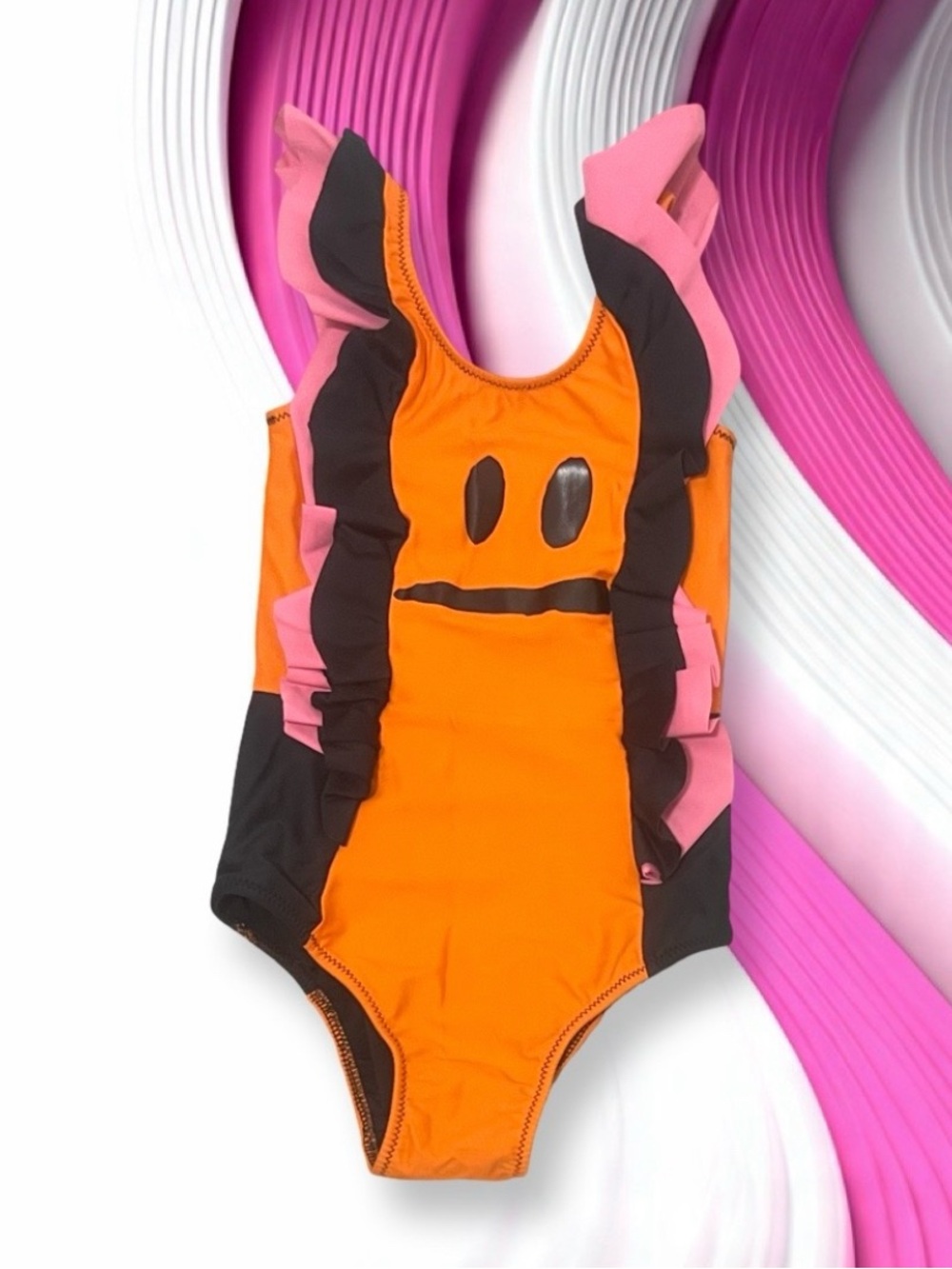 Nununu Swimsuit
Great condition
4-5 years
Orange
Retail $120